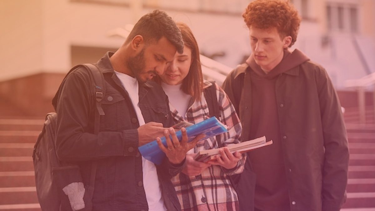 Must-Haves Before Starting CRNA School: A Guide to Essential Tech, Books, and More